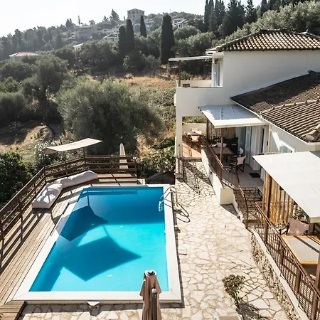 Afroksilia Yakinthos Apartment