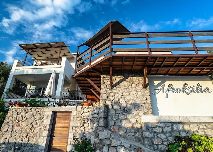 Afroksilia Yakinthos